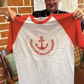 „Płoccy pielgrzymi nadziei” to hasło 44. PPDP na Jasną Górę, które każdy z pątników ma na swojej koszulce.