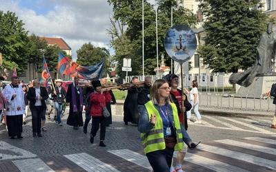 Po raz 30. idą do Matki