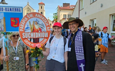 Kolumna ze Skarżyska-Kamiennej już na pątniczym szlaku