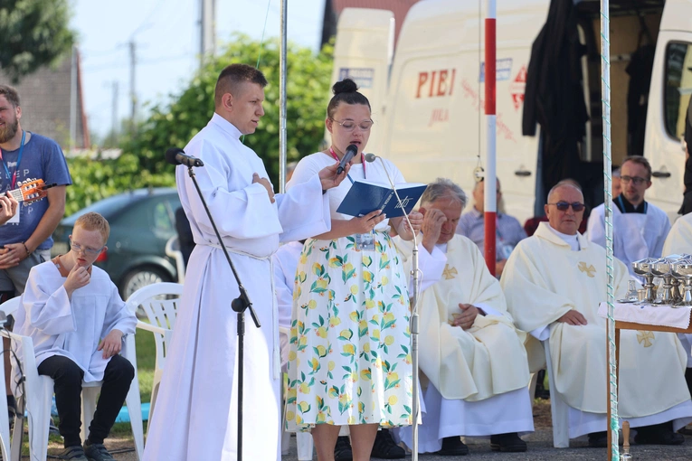 Msza św. w Szczucinie