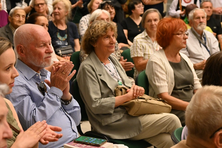 Tischner w centrum Warszawy