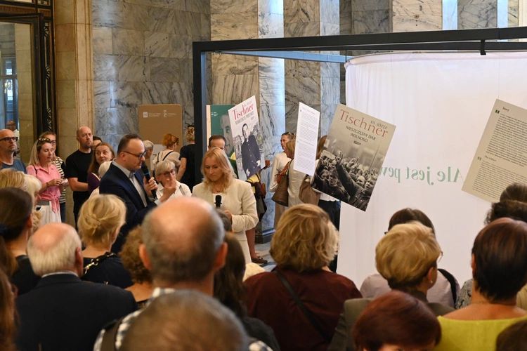 Tischner w centrum Warszawy