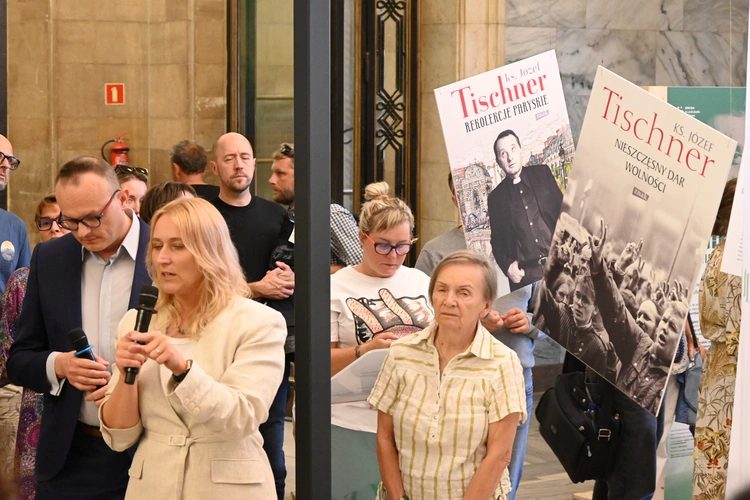 Tischner w centrum Warszawy