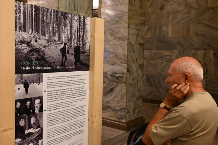 Tischner w centrum Warszawy