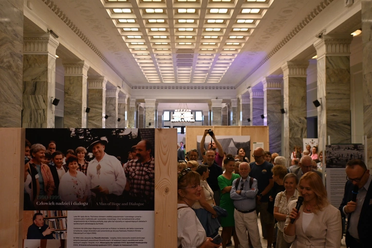 Tischner w centrum Warszawy