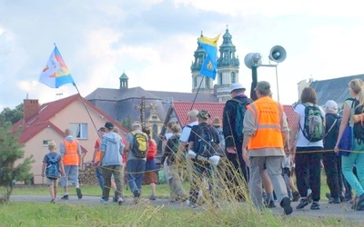 Pieszo do Pani Sudetów