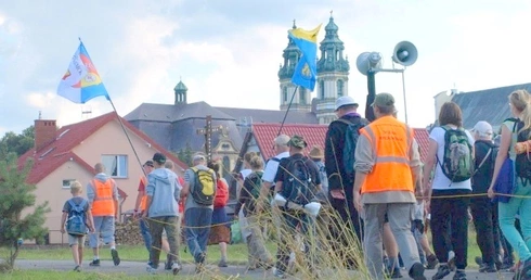 Pieszo do Pani Sudetów