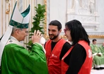 Papież w Albano zje obiad z ubogimi