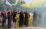 Piesza Pielgrzymka Wrocławska weszła na Jasną Górę. Bp Kiciński: Budujmy domy nadziei
