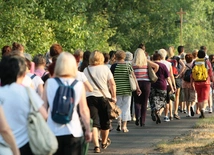 Pielgrzymka kobiet i dziewcząt do Piekar Śląskich (17 sierpnia)