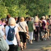 Pielgrzymka kobiet i dziewcząt do Piekar Śląskich (17 sierpnia)