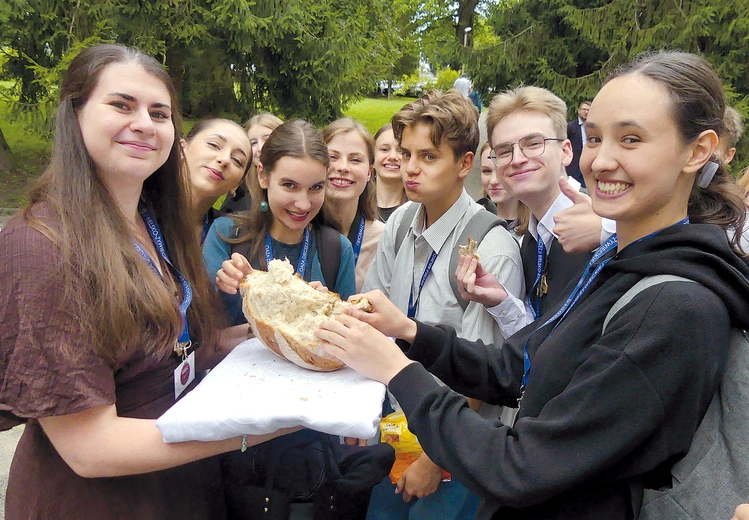 Młodzi  oazowicze cieszyli się doświadczeniem prawdziwej jedności.