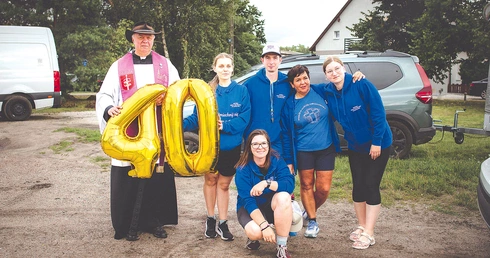 Jak gdynianie przeżywali półmetek, można zobaczyć na: gdansk.gosc.pl.