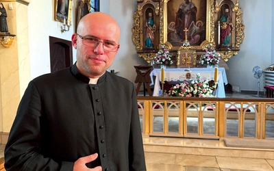 Ks. Sławomir Tupaj jest autorem listy wyjątkowych miejsc, które warto odwiedzić z okazji jubileuszu stulecia archidiecezji katowickiej. Od listopada 2024 jest administratorem parafii św. Mikołaja w Łące.