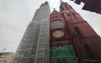  Kilkadziesiąt lat po przybyciu do Legnicy powojenni mieszkańcy nadal odkrywają jej historię.