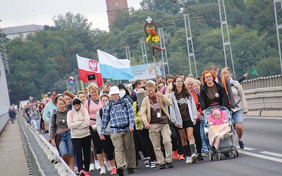 Z Płocka na trasę wyszło ok. 700 pielgrzymów.