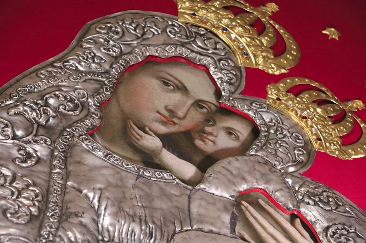 W dawnym spisie aż 67 miejsc uznano za ośrodki szczególnego kultu Matki Bożej w naszym regionie. Na zdjęciu: obraz czczony w Grudusku.