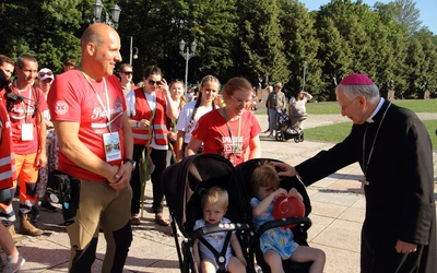 Wejście 45. Pieszej Pielgrzymki Krakowskiej na Jasną Górę cz. 1