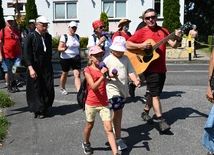 Lepiej idzie się w słońcu niż w deszczu