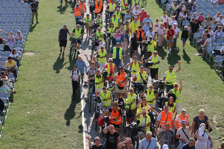 Pielgrzymka 2025. Wejście na Jasną Górę