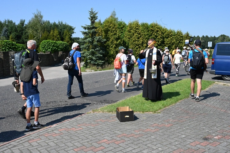 Postój obiadowy w Gwoździanach