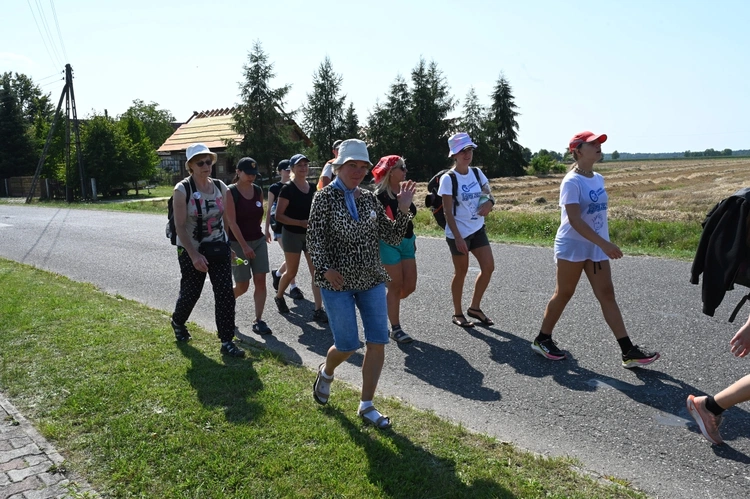 Postój obiadowy w Gwoździanach