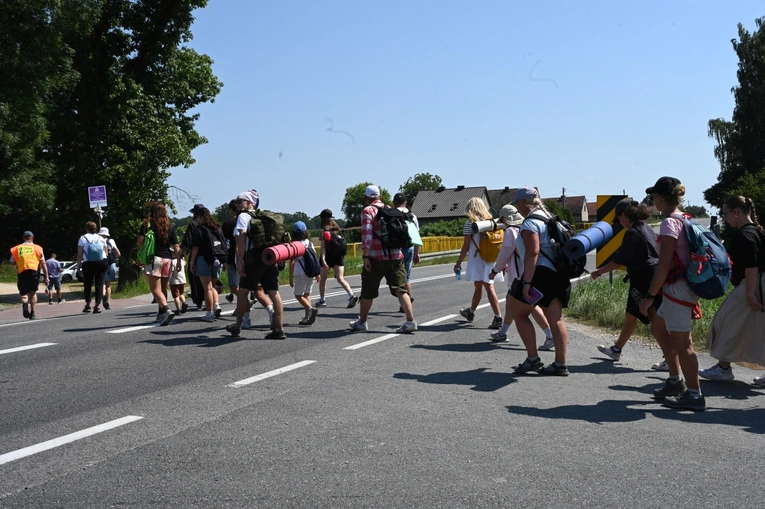 Postój obiadowy w Gwoździanach