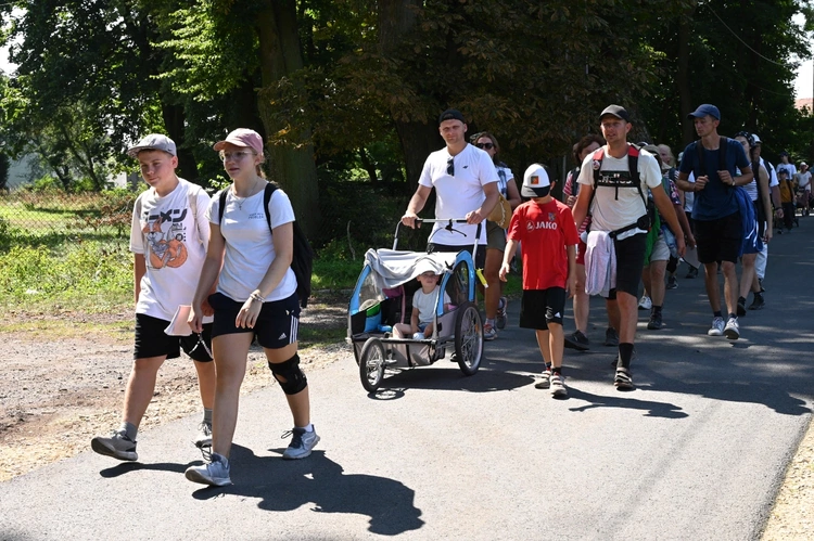 Postój obiadowy w Gwoździanach