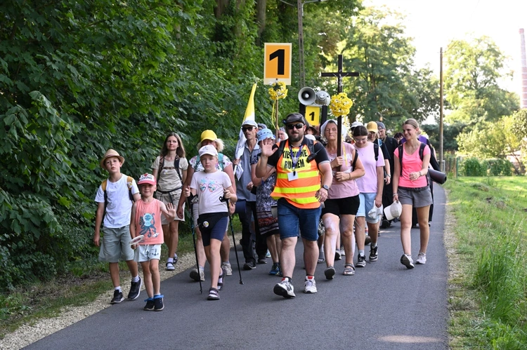 Postój obiadowy w Gwoździanach