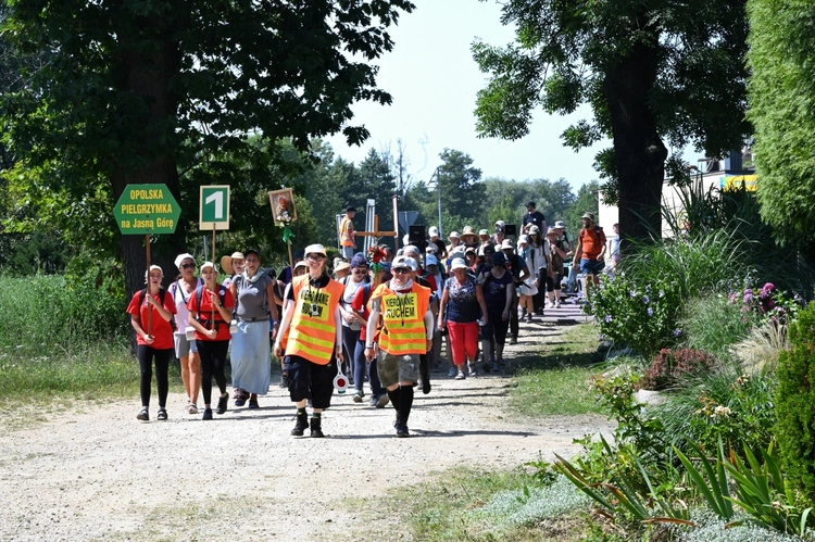 Postój obiadowy w Gwoździanach
