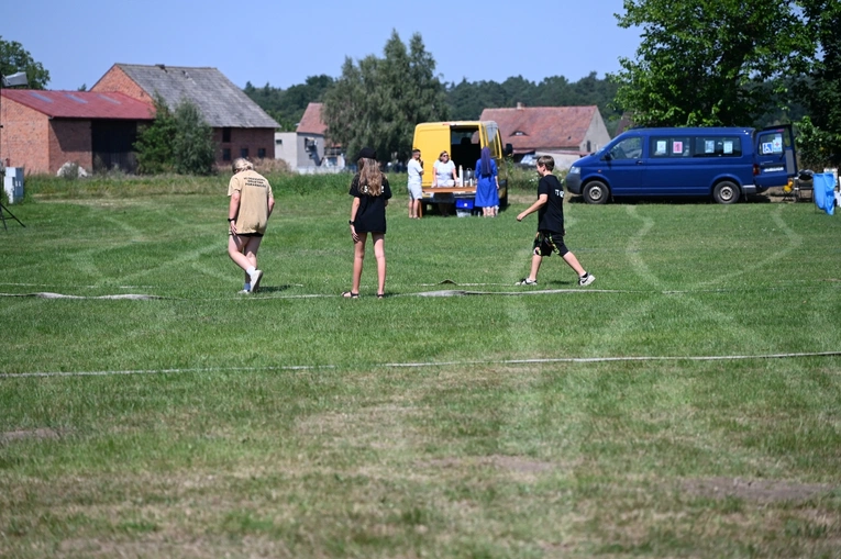 Postój obiadowy w Gwoździanach