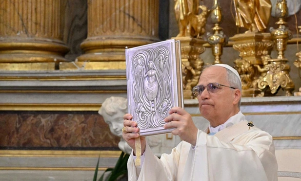 Papież podczas Mszy św. odprawionej w Castel Gandolfo