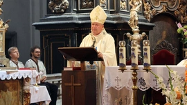 Abp Kupny: Wniebowzięcie Maryi utwierdza nas w przekonaniu, że człowiek jest stworzony przez Boga