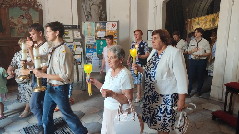 15 sierpnia - odpust w sanktuarium w Henrykowie