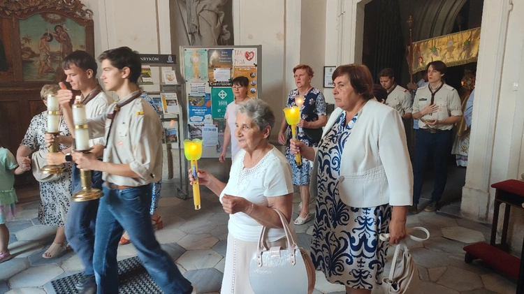 15 sierpnia - odpust w sanktuarium w Henrykowie