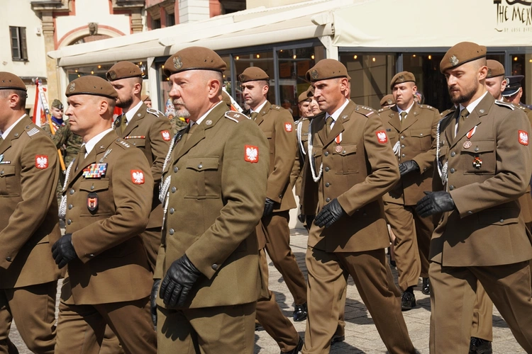 Uroczystość Wniebowzięcia NMP i Święto Wojska Polskiego w bazylice św. Elżbiety we Wrocławiu