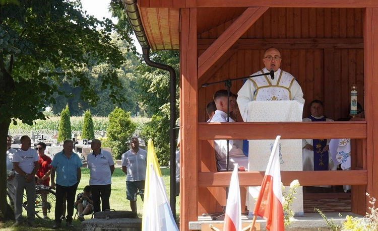 Z Wniebowziętą w Ligocie Książęcej