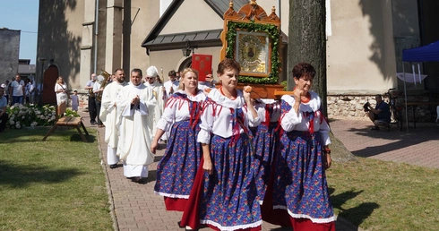 Dzisiaj wpatrujemy się w niebo