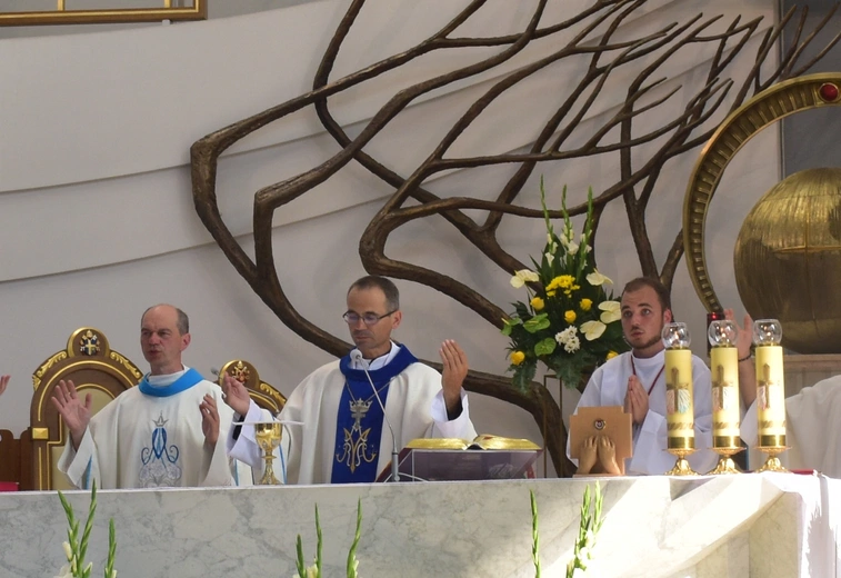 Bp Małyga: Bóg odniesie zwycięstwo w życiu wszystkich, którzy do Niego należą