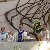 Bp Małyga: Bóg odniesie zwycięstwo w życiu wszystkich, którzy do Niego należą