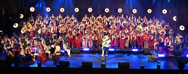 Głośno na zakończenie odpustu