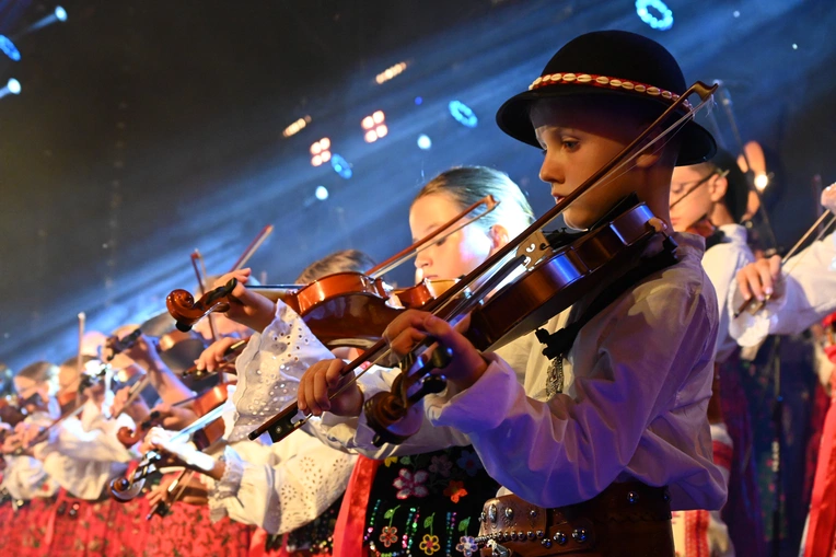 Głośno na zakończenie odpustu