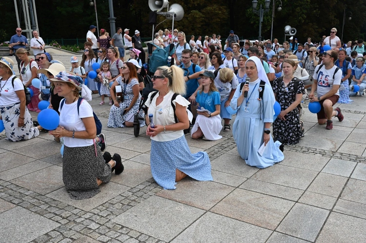 Dwójki, trójka i trzynastka na ostatniej prostej