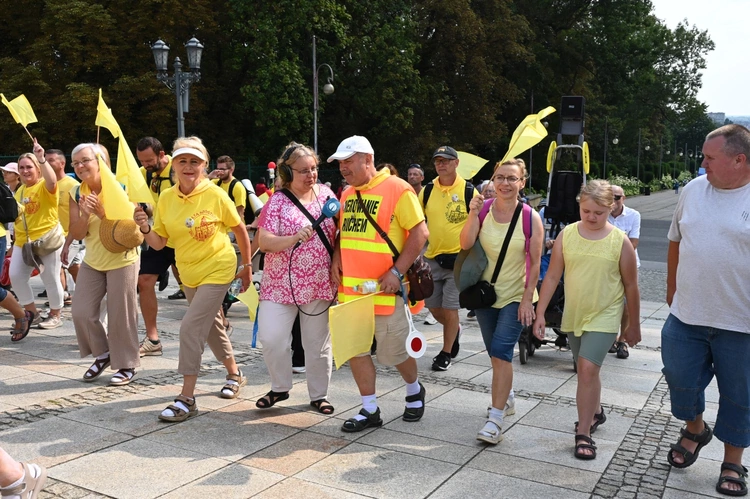 Szóstki u celu drogi