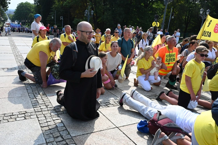 Szóstki u celu drogi