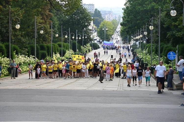 Szóstki u celu drogi
