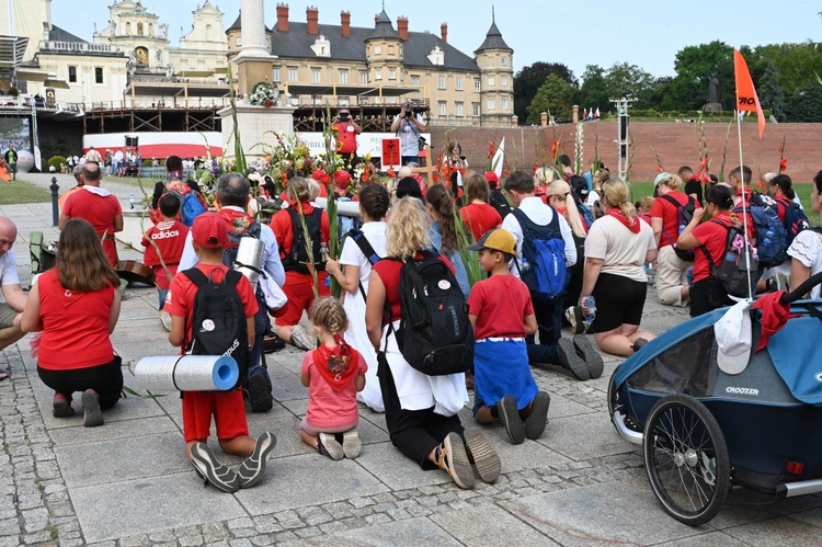 Szóstki u celu drogi