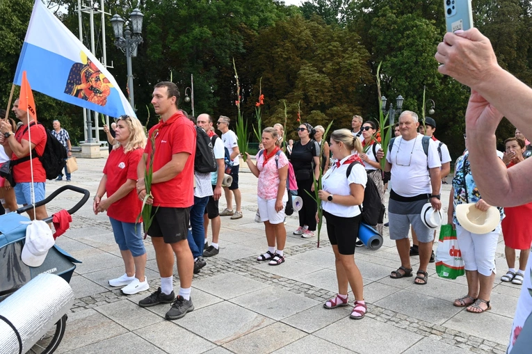 Szóstki u celu drogi