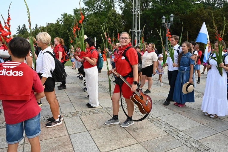 Szóstki u celu drogi