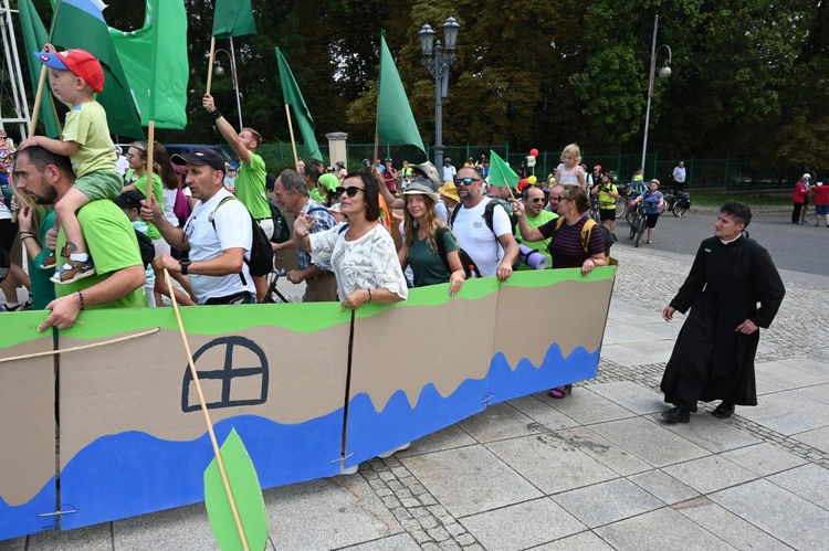 Szóstki u celu drogi